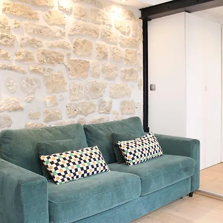 Charming In The 17th Ideal For 2 Paris