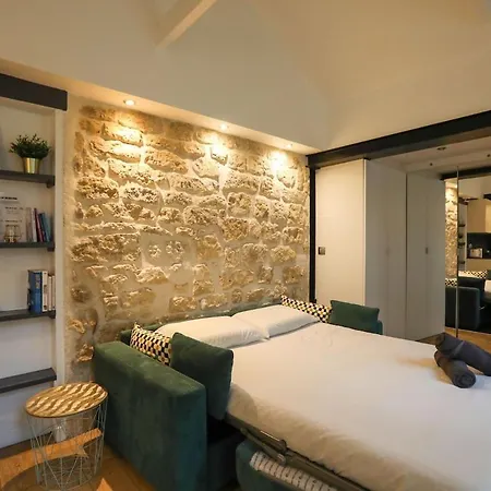 Charming In The 17th Ideal For 2 Apartment