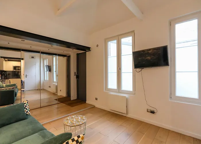 Appartement Charming In The 17th Ideal For 2 *