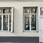 Charming In The 17th Ideal For 2 Apartmán